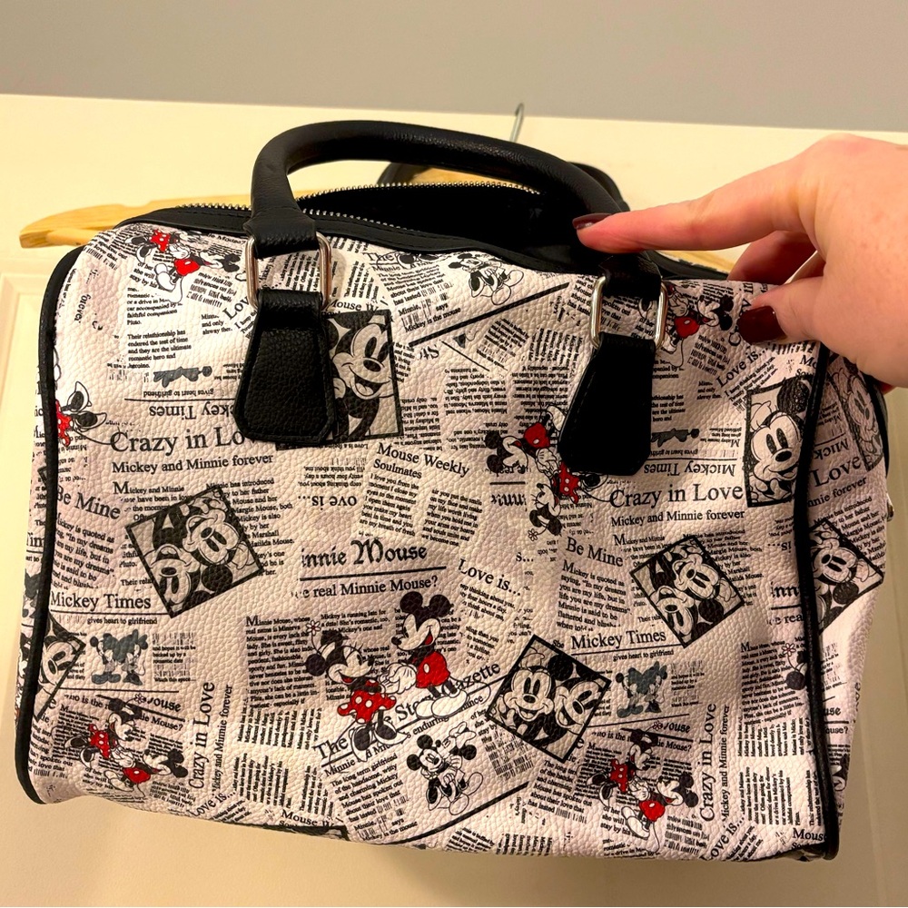 Mickey & Minnie Mouse Love Newsprint purse